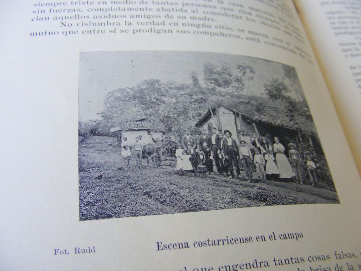 biblioteca 220 copy.jpg